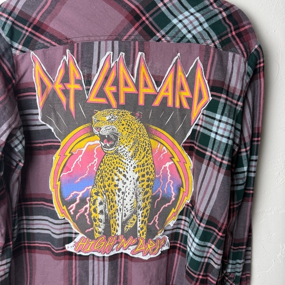 Def Leppard Graphic Plaid Shirt band tee upcycle - Picture 6 of 9